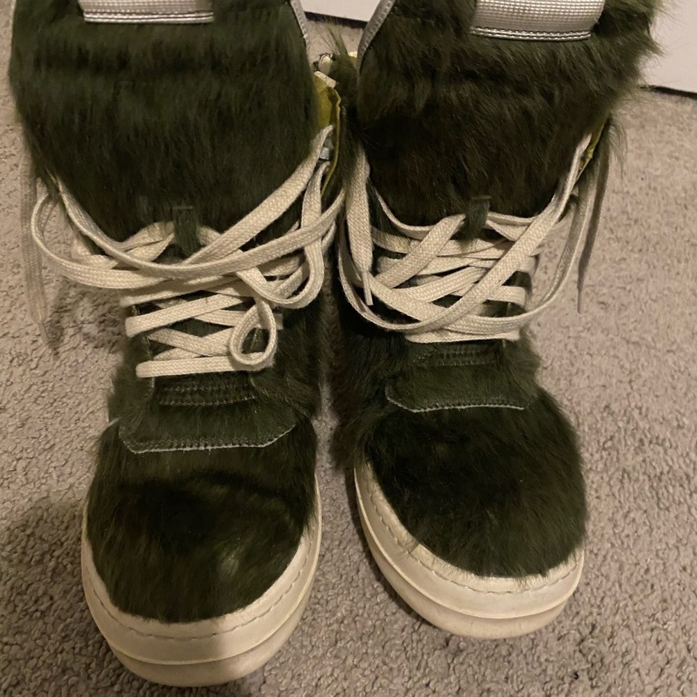 Green Fur High-Top Sneakers